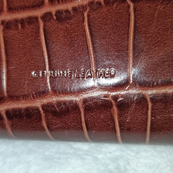 NWT Vintage Westport Collection Croc Embossed Leather Long Checkbook Wallet - Picture 14 of 16